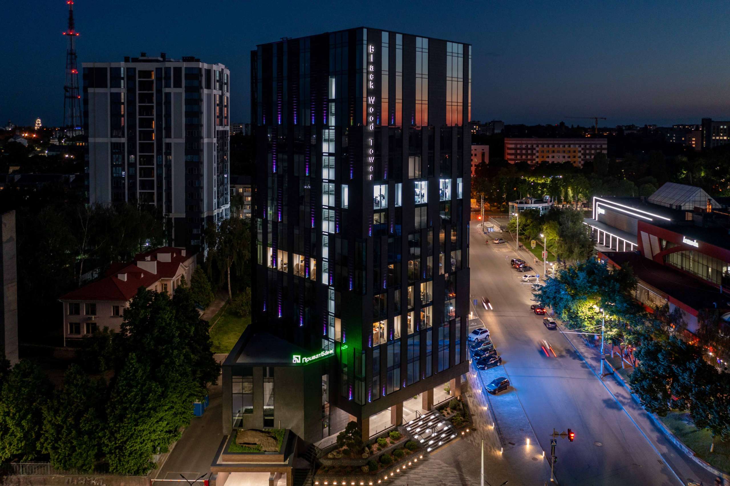 БЦ Black Wood Tower, м. Чернігів