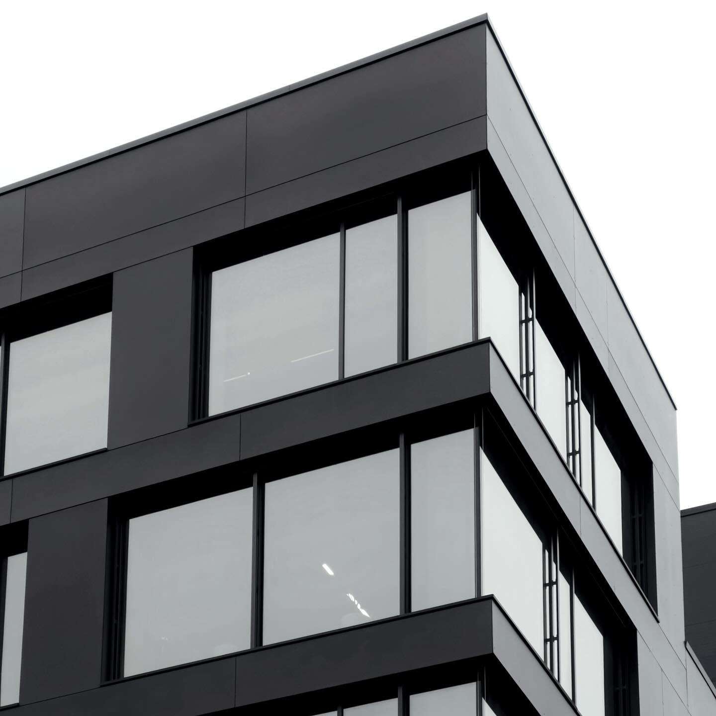 Адміністративна будівля компанії Aerostar, м. Київ