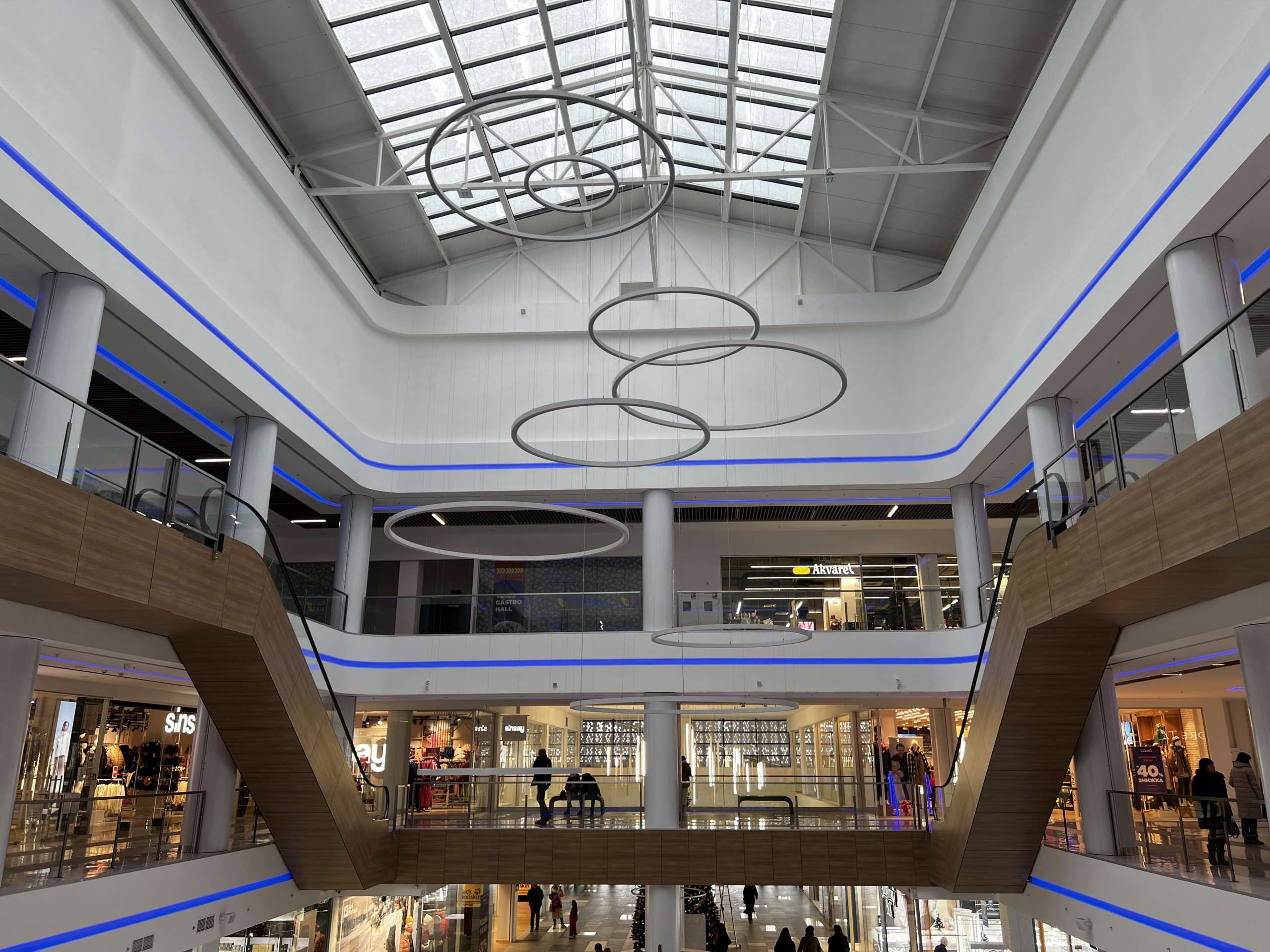 ТРЦ Велес, м. Івано-Франківськ