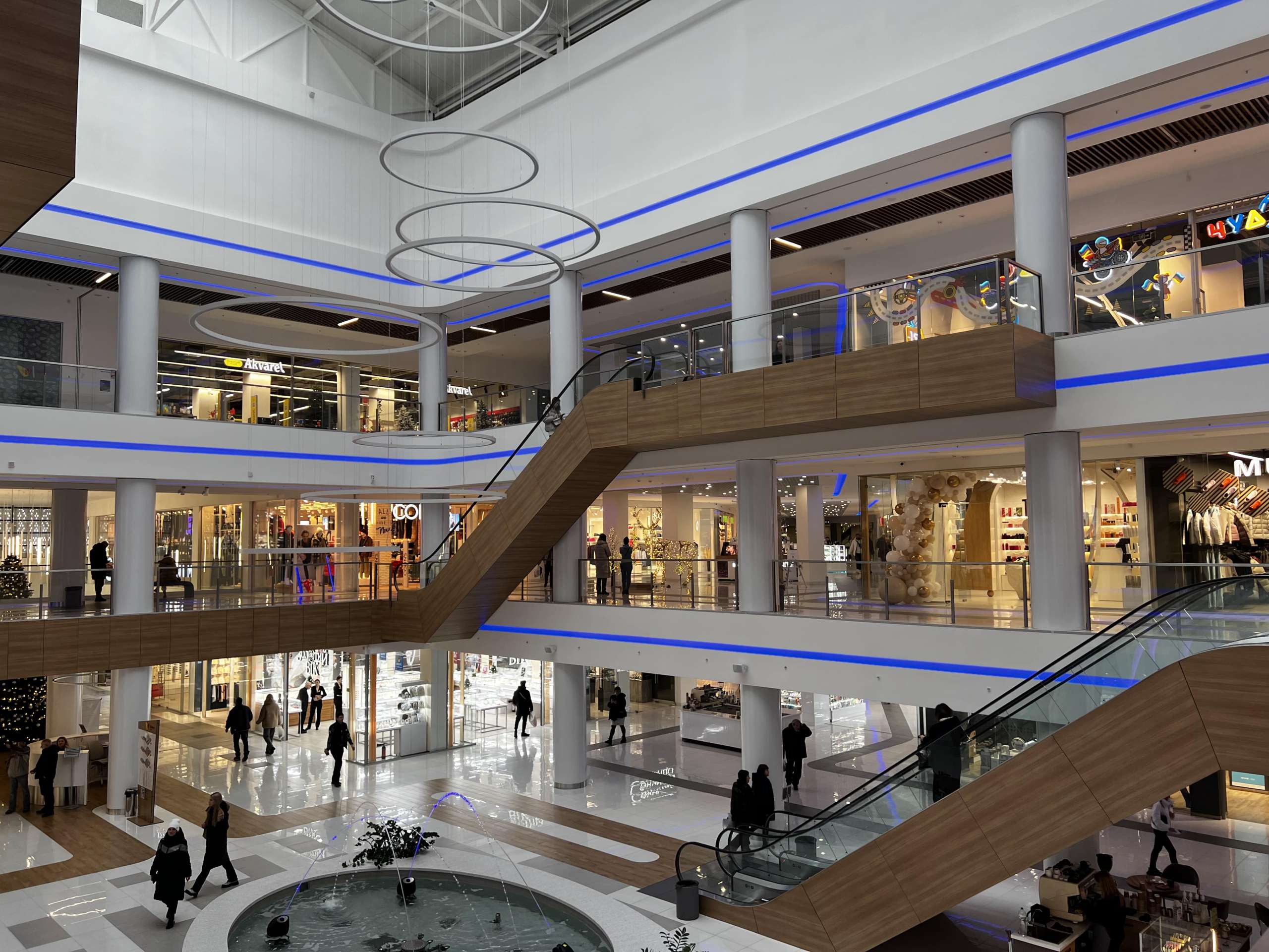 ТРЦ Велес, м. Івано-Франківськ