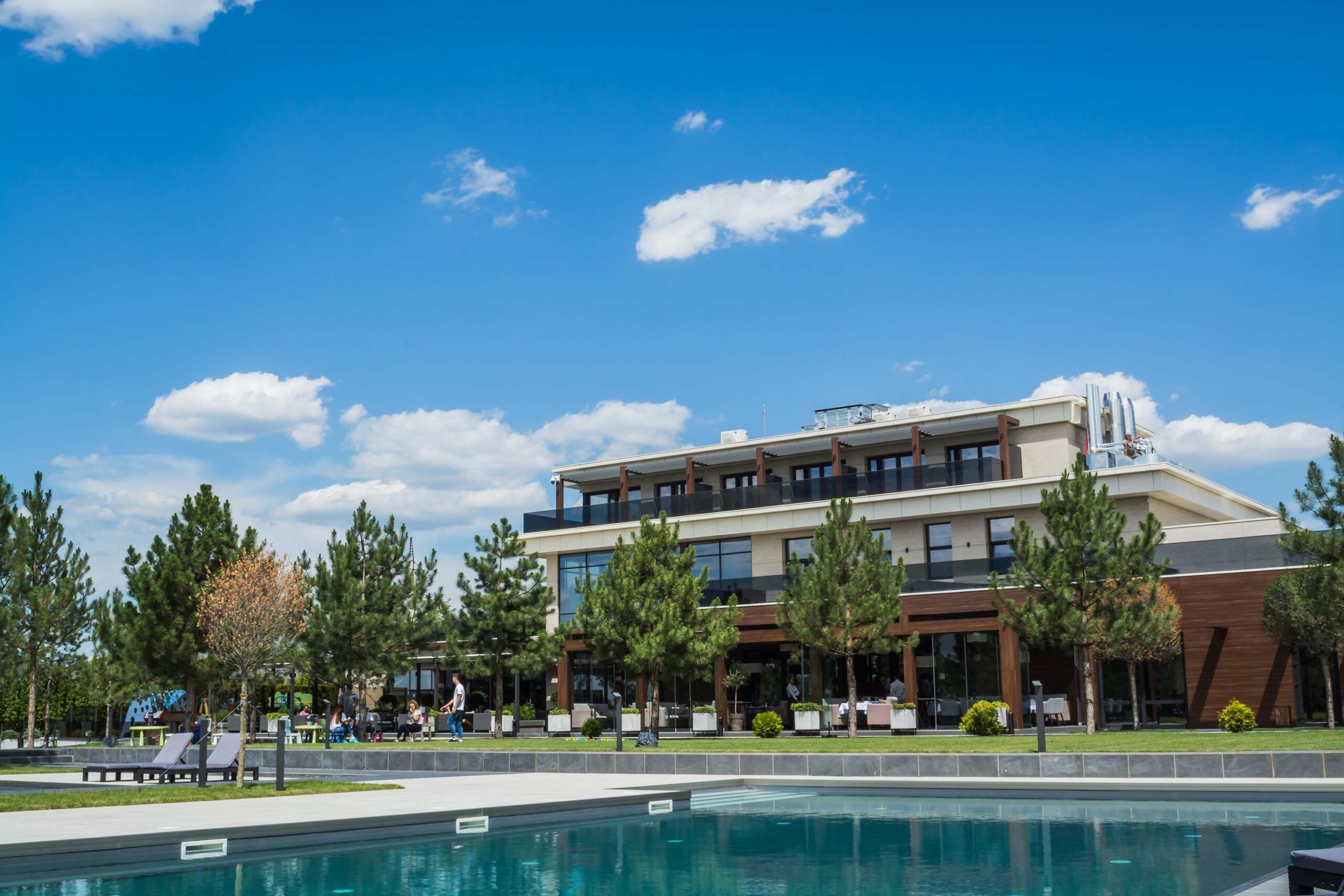 Котеджний комплекс «Рів’єра Золоче», с. Вишеньки