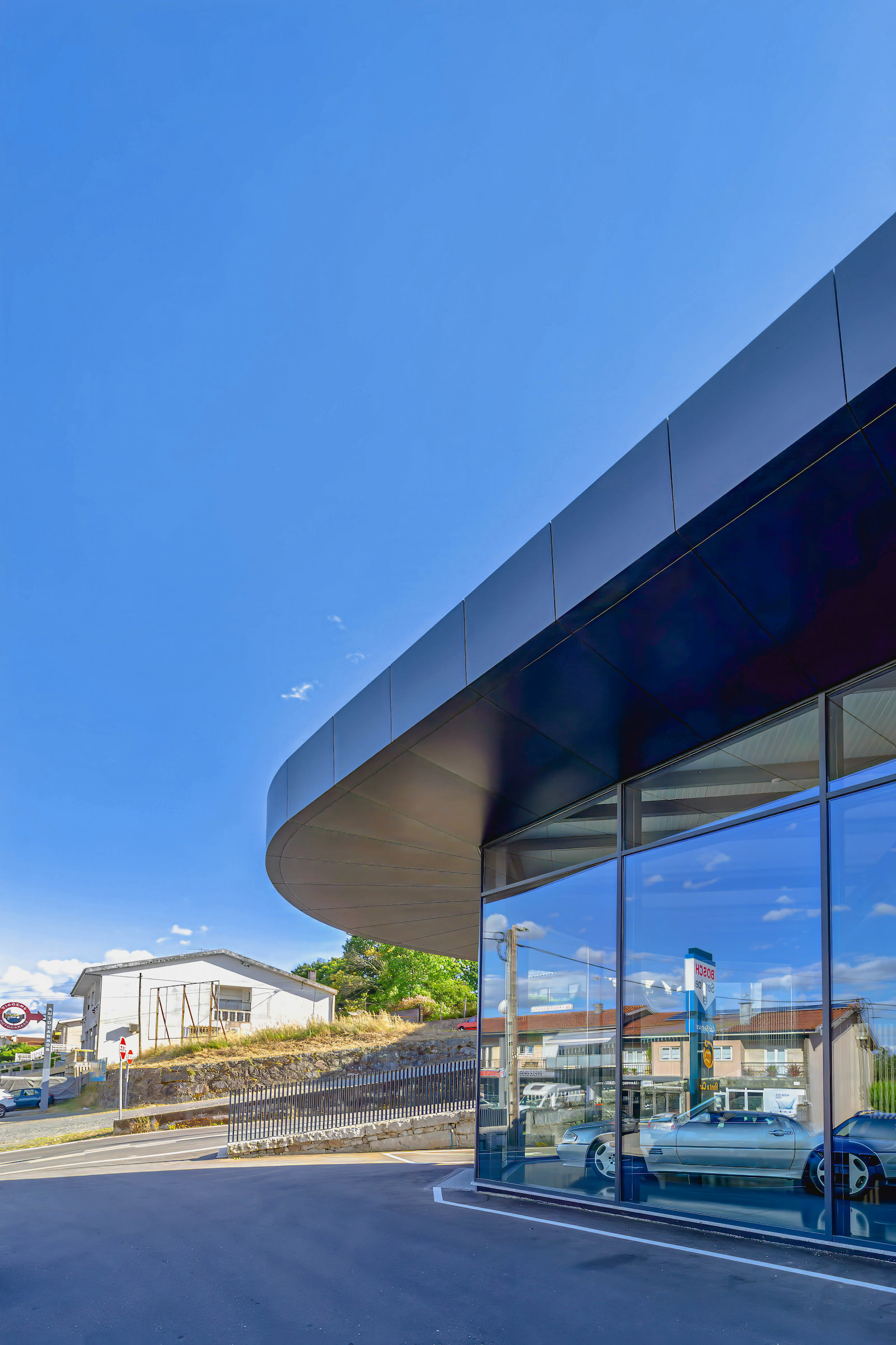 w_-bosch-car-5-AI-_LR